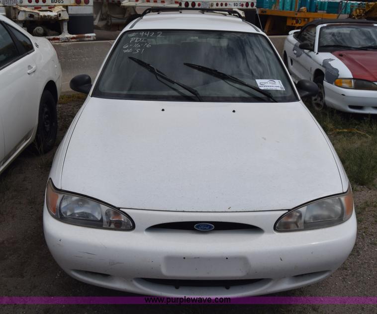 image for item K2790 1997 Ford Escort Wagon