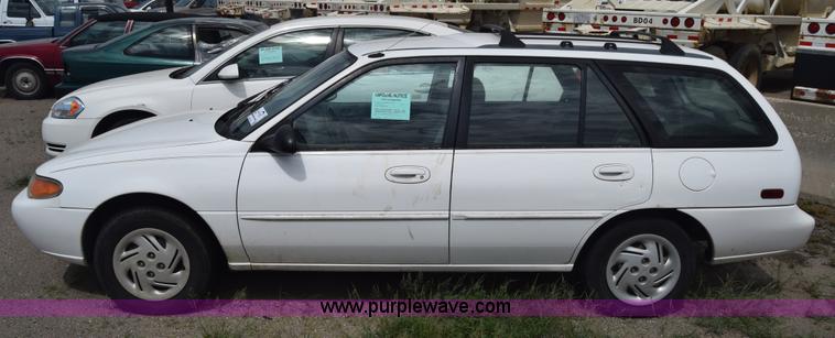 image for item K2790 1997 Ford Escort Wagon