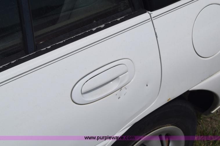 image for item K2790 1997 Ford Escort Wagon