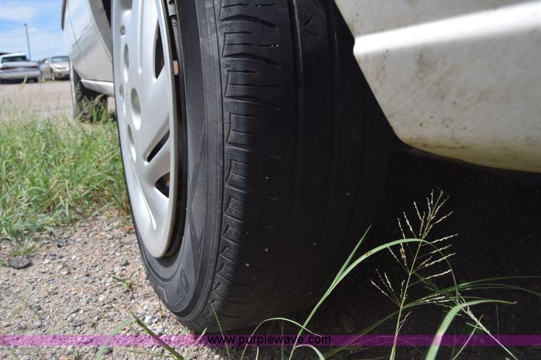 image for item K2790 1997 Ford Escort Wagon