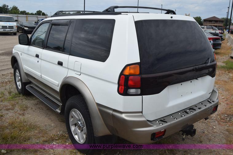 image for item K2793 2000 Mitsubishi Montero Sport SUV