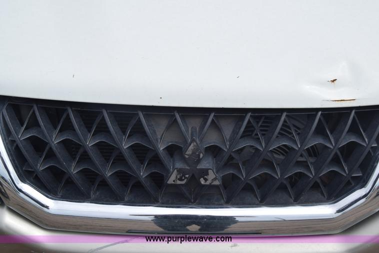 image for item K2793 2000 Mitsubishi Montero Sport SUV