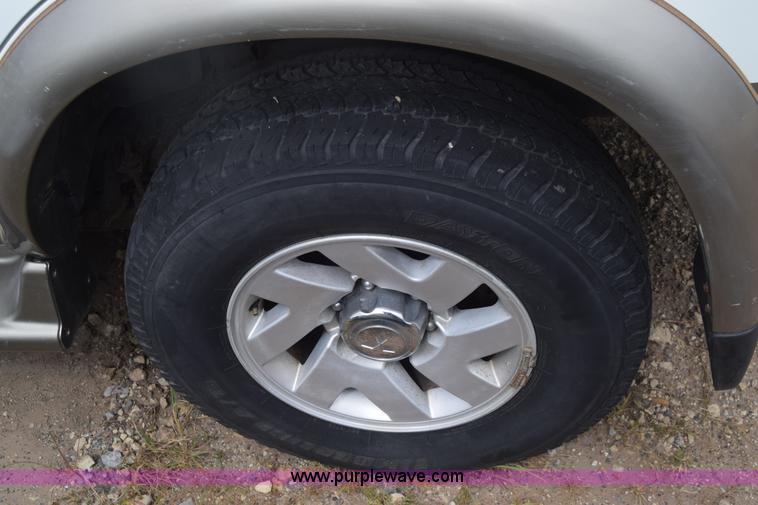 image for item K2793 2000 Mitsubishi Montero Sport SUV