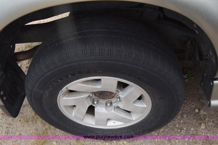 image for item K2793 2000 Mitsubishi Montero Sport SUV