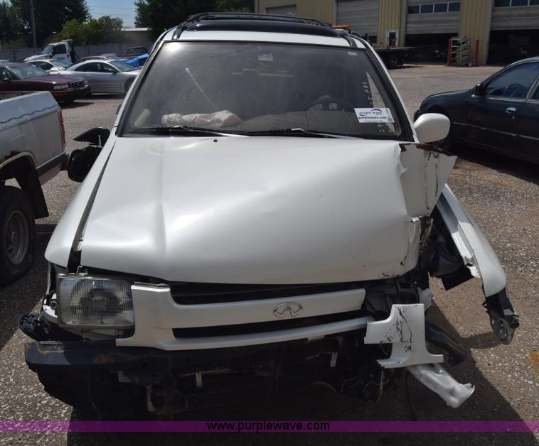 image for item K2799 1998 Infiniti QX4