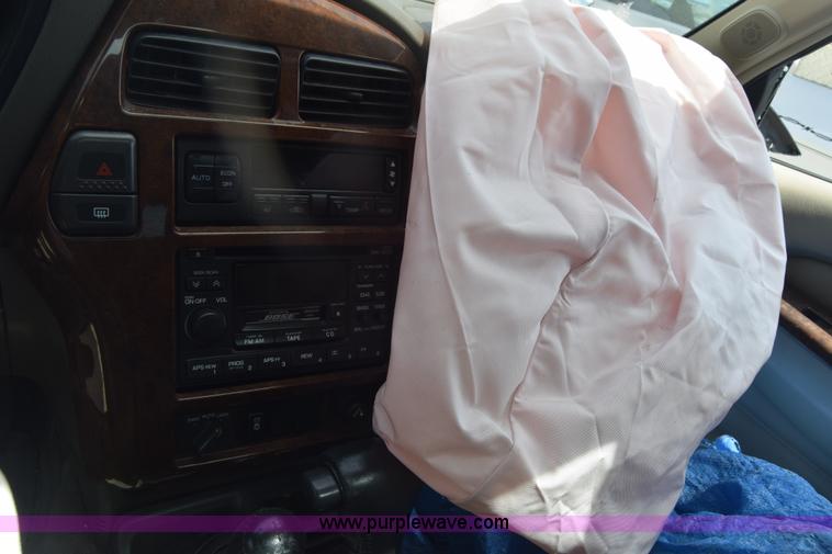 image for item K2799 1998 Infiniti QX4