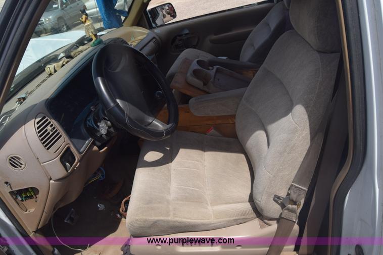 image for item K2800 1995 GMC Sierra 1500 pickup truck