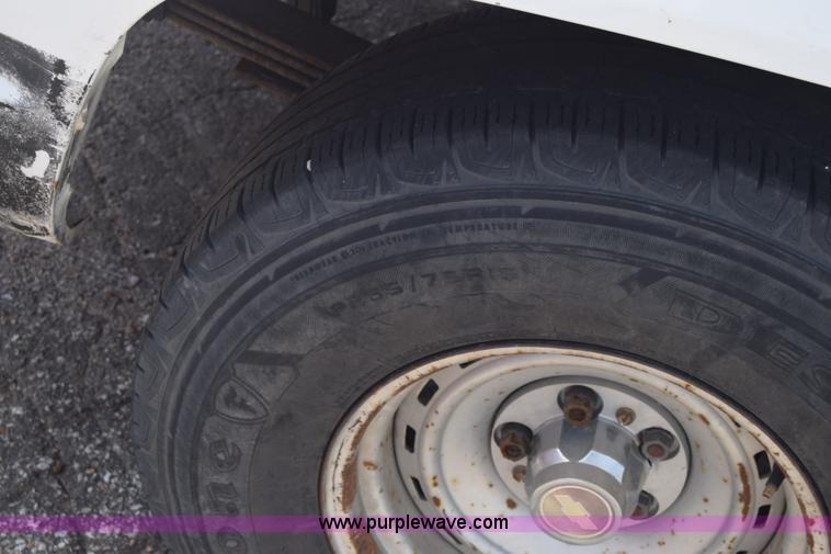 image for item K2800 1995 GMC Sierra 1500 pickup truck