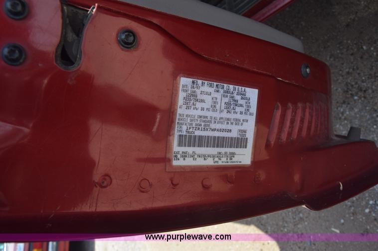 image for item K2803 1998 Ford Ranger SuperCab pickup truck