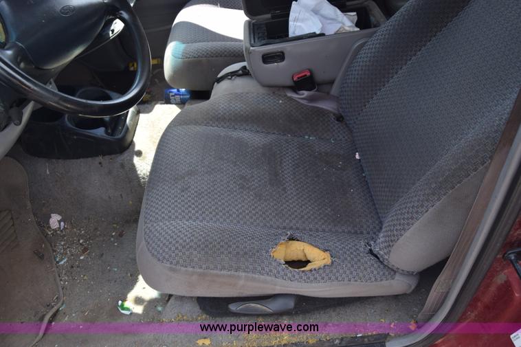 image for item K2803 1998 Ford Ranger SuperCab pickup truck