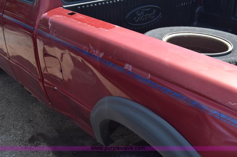 image for item K2803 1998 Ford Ranger SuperCab pickup truck