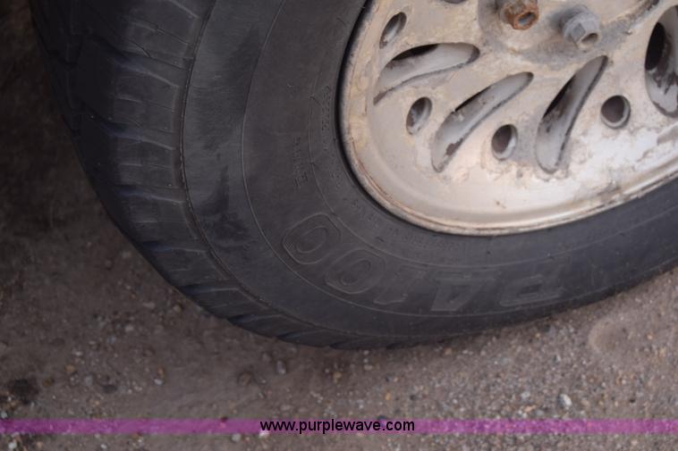 image for item K2803 1998 Ford Ranger SuperCab pickup truck