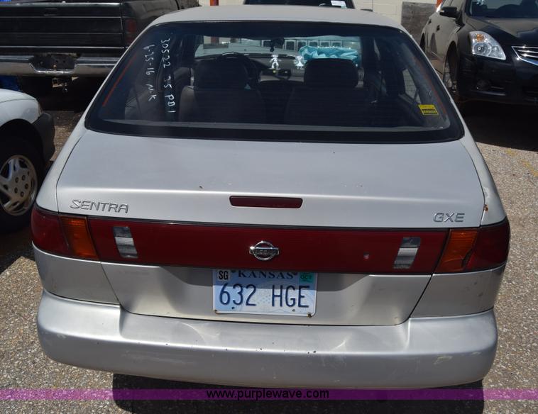 image for item K2804 1997 Nissan Sentra