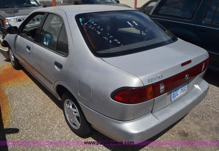 image for item K2804 1997 Nissan Sentra