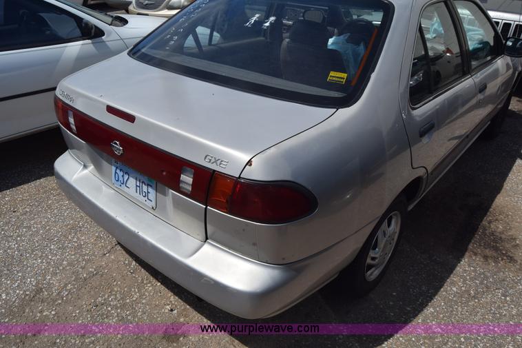 image for item K2804 1997 Nissan Sentra