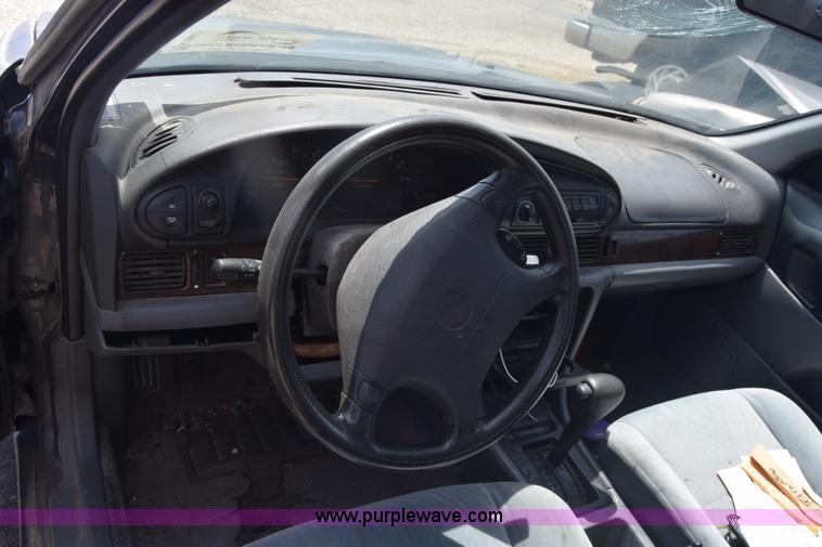 image for item K2807 1995 Nissan Altima