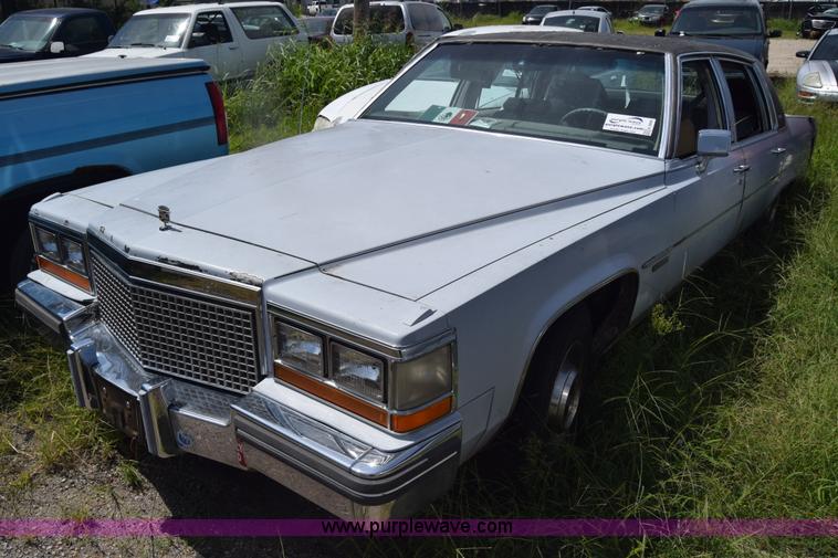 image for item K2808 1981 Cadillac DeVille