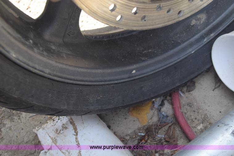 image for item K2811 1999 Honda CBR600F4 motorcycle