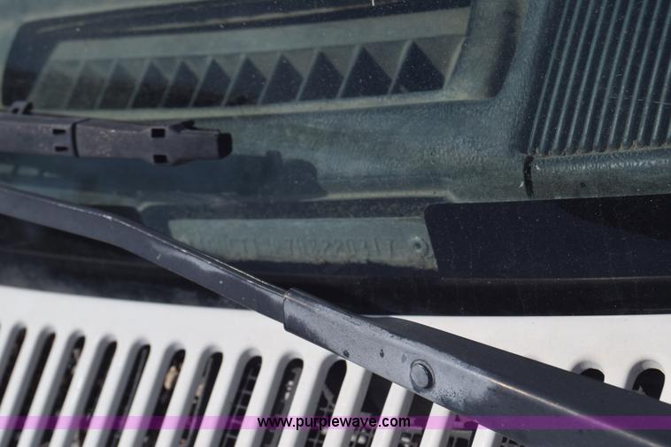 image for item K2813 1987 Chevrolet S10 Blazer SUV