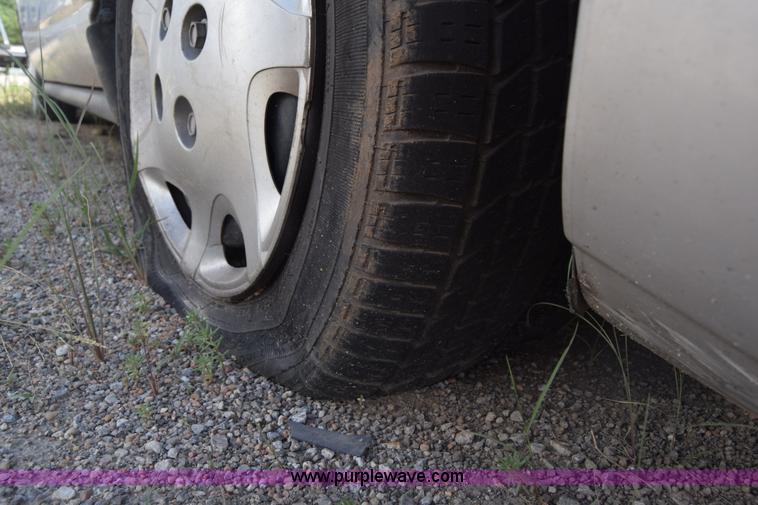 image for item K2826 2001 Saturn SL SL1