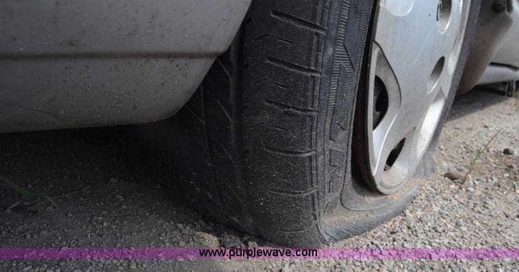 image for item K2826 2001 Saturn SL SL1