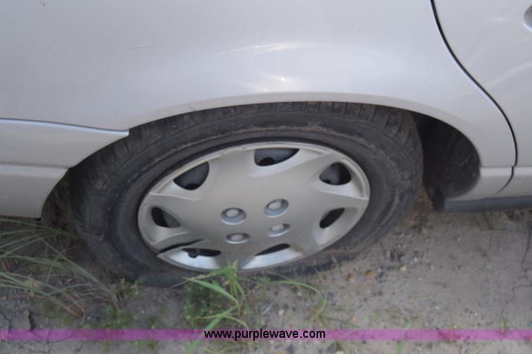 image for item K2826 2001 Saturn SL SL1