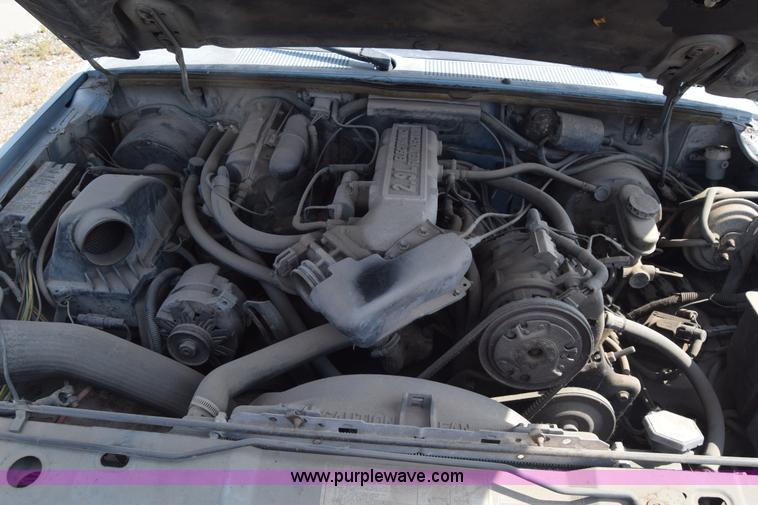 image for item K2828 1990 Ford Ranger SuperCab pickup truck