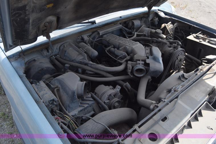 image for item K2828 1990 Ford Ranger SuperCab pickup truck