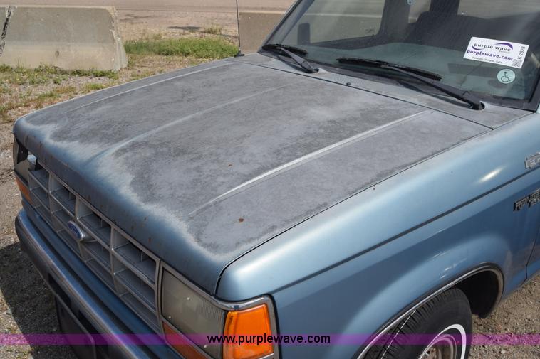 image for item K2828 1990 Ford Ranger SuperCab pickup truck