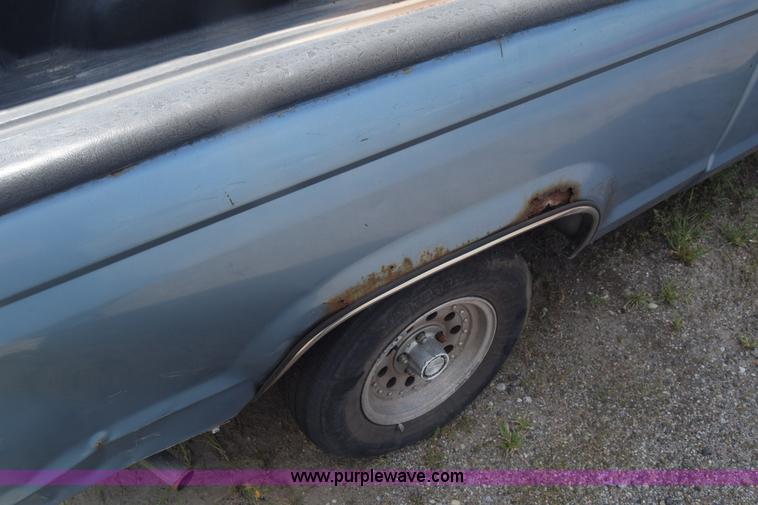 image for item K2828 1990 Ford Ranger SuperCab pickup truck