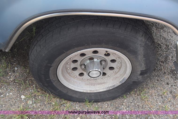 image for item K2828 1990 Ford Ranger SuperCab pickup truck