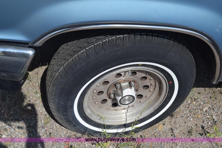 image for item K2828 1990 Ford Ranger SuperCab pickup truck