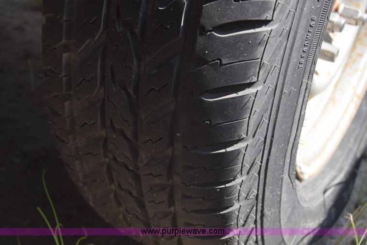 image for item K2828 1990 Ford Ranger SuperCab pickup truck