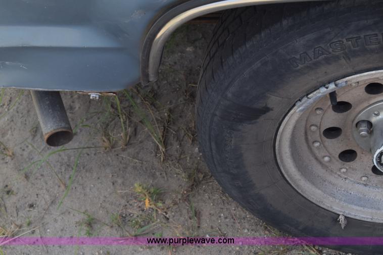 image for item K2828 1990 Ford Ranger SuperCab pickup truck