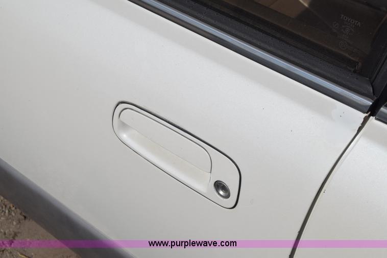 image for item K2829 1994 Lexus ES 300