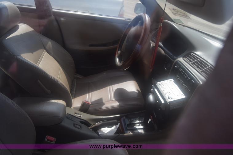 image for item K2829 1994 Lexus ES 300