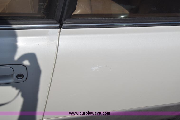 image for item K2829 1994 Lexus ES 300