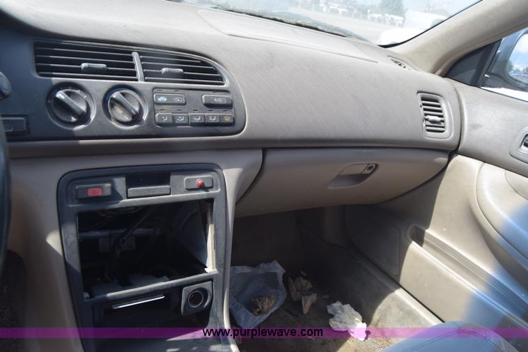 image for item K2830 1997 Honda Accord
