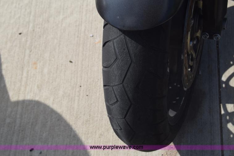 image for item K2833 2002 Honda CBR600F4 motorcycle