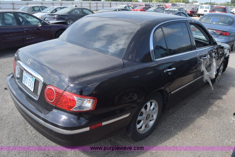 image for item K2834 2004 Kia Amanti