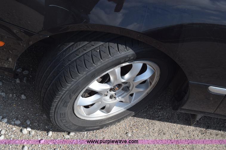 image for item K2834 2004 Kia Amanti