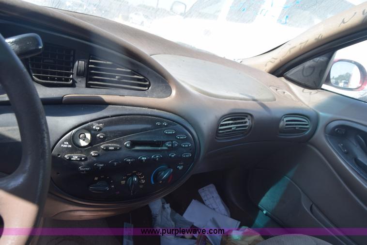 image for item K2836 1999 Ford Taurus