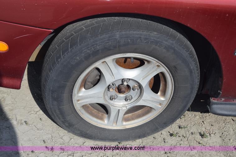 image for item K2836 1999 Ford Taurus