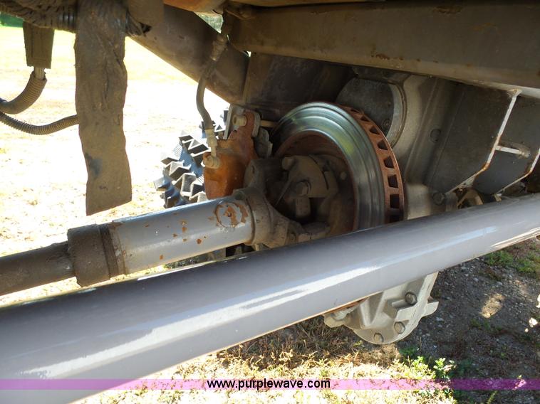 image for item AL9143 2004 Tucker Terra 2000D1-26-5 Sno-Cat trail groomer