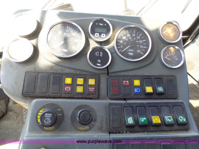 image for item AL9143 2004 Tucker Terra 2000D1-26-5 Sno-Cat trail groomer