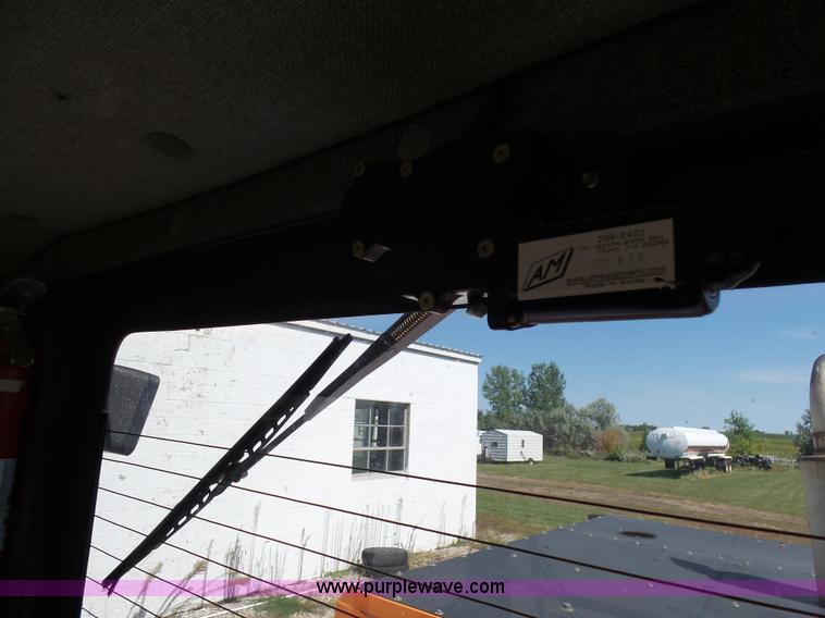 image for item AL9143 2004 Tucker Terra 2000D1-26-5 Sno-Cat trail groomer