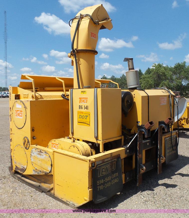 image for item DA2750 1997 Tenco TC-272LM snow blower