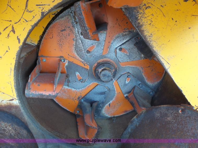 image for item DA2750 1997 Tenco TC-272LM snow blower