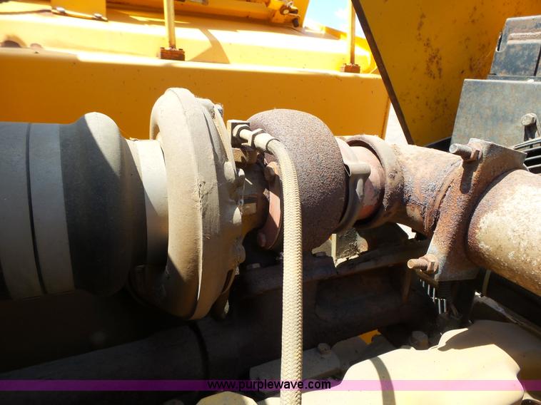 image for item DA2750 1997 Tenco TC-272LM snow blower