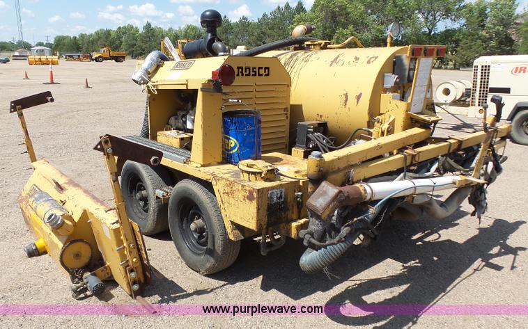 image for item DA2752 1997 Rosco RA200 pot hole patcher